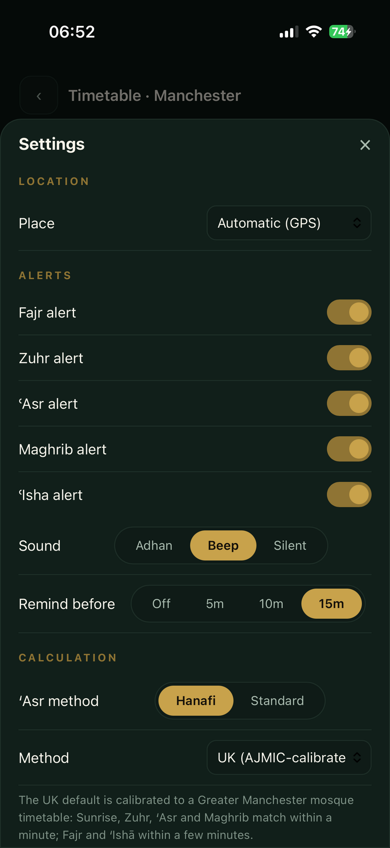 Settings screen showing per-prayer alert toggles, sound choice, reminder time, Asr method and calculation method
